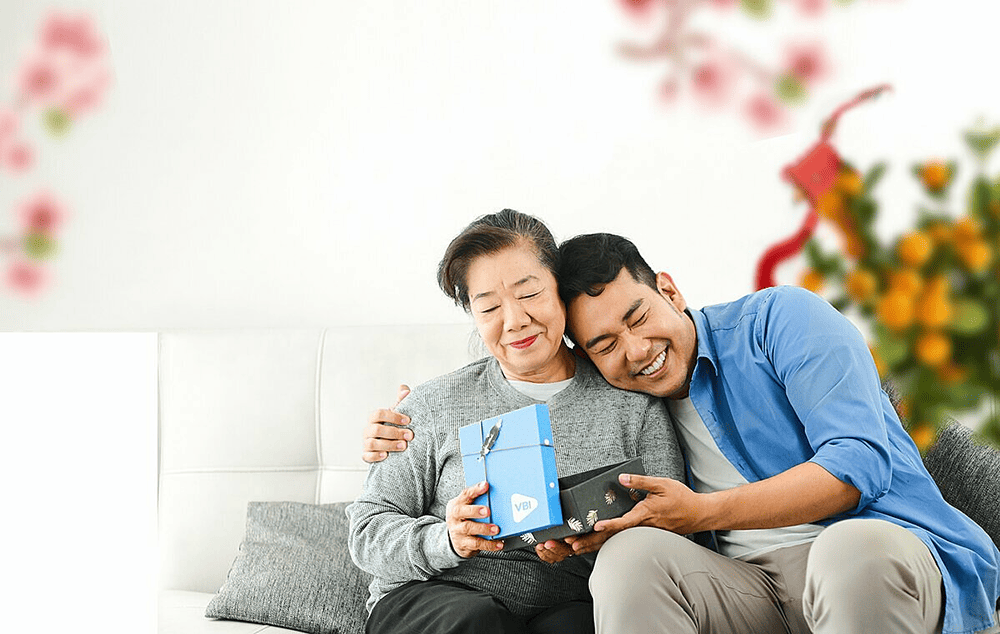 qua-cho-nguoi-lon-tuoi