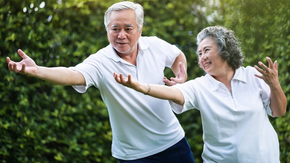 the-duc-duong-sinh-cho-nguoi-cao-tuoi