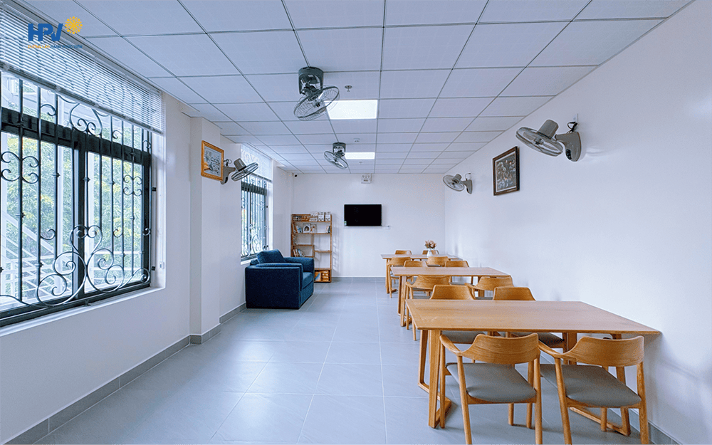 chi-phi-dich-vu-cham-soc-ban-ngay