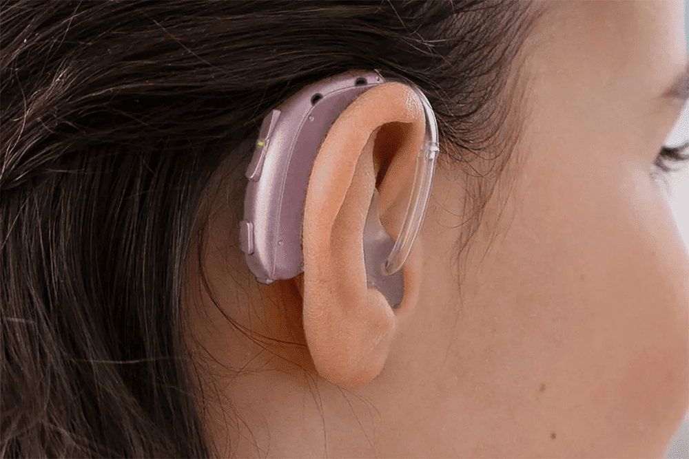 may-tro-thinh-cho-nguoi-gia