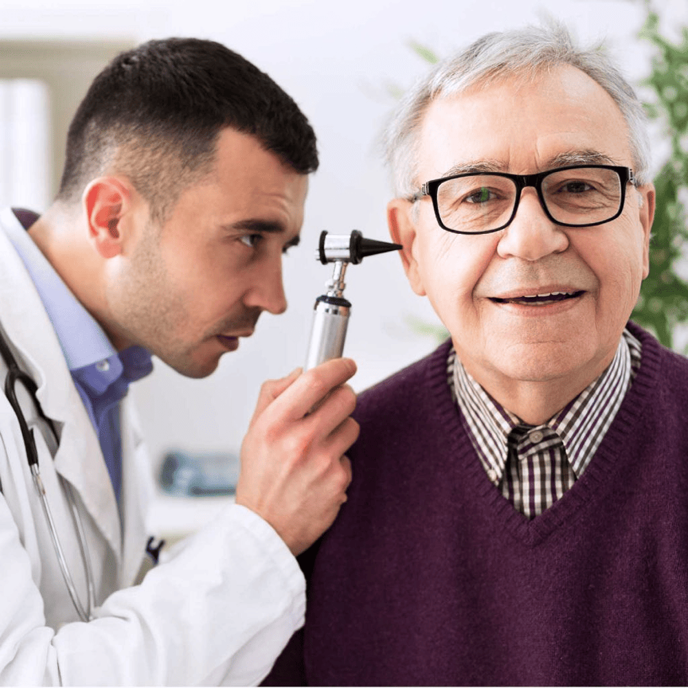 may-tro-thinh-cho-nguoi-gia