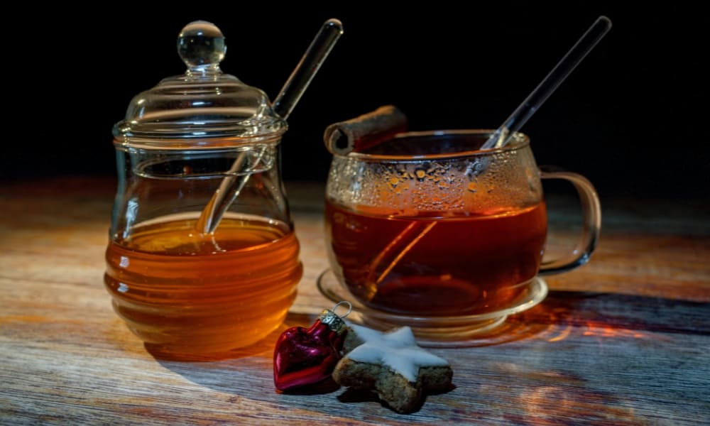 người già mất ngủ nên uống gì