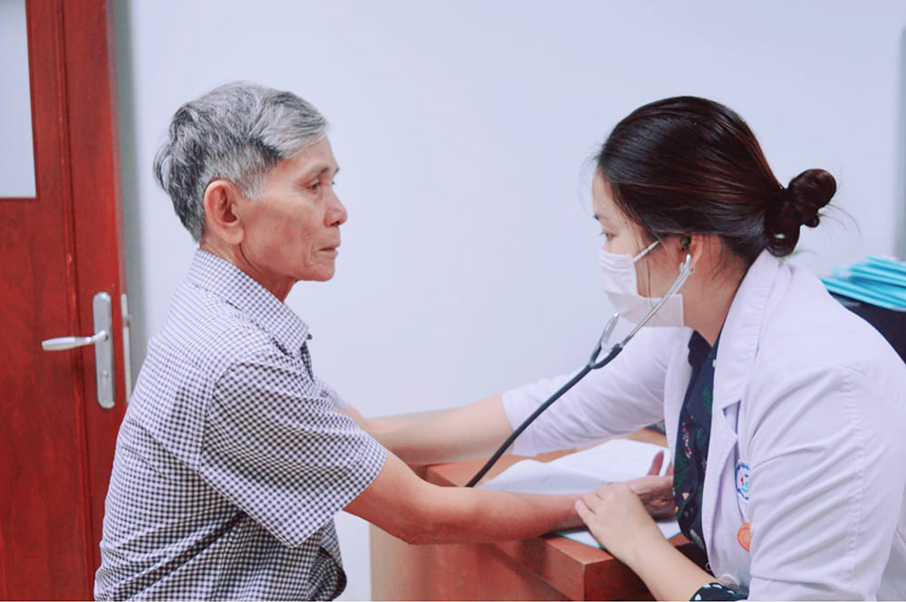 bí tiểu ở người già