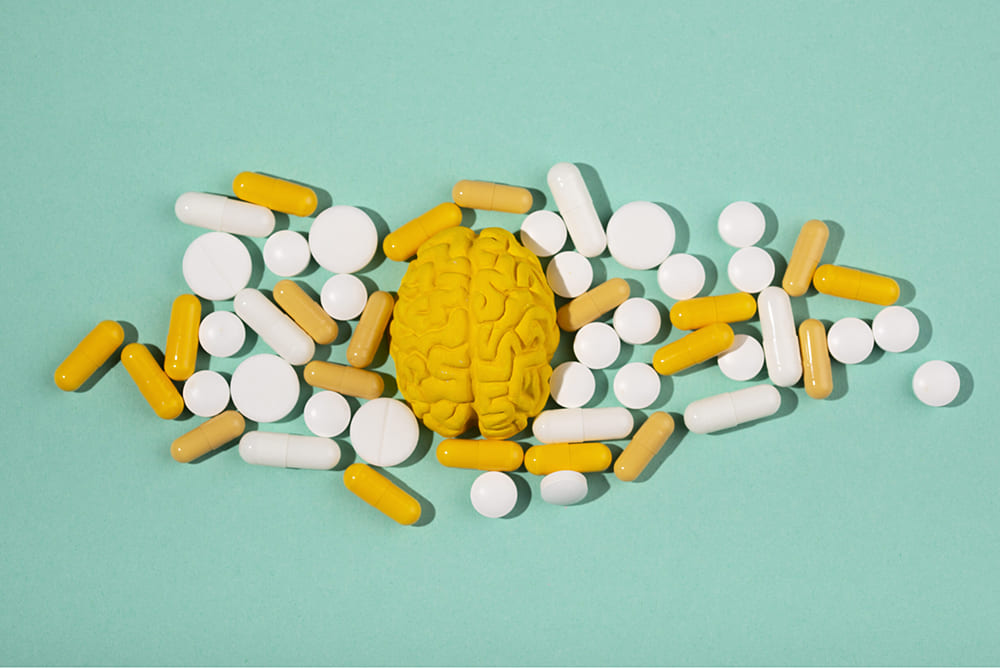 có nên uống thuốc bổ não thường xuyên không