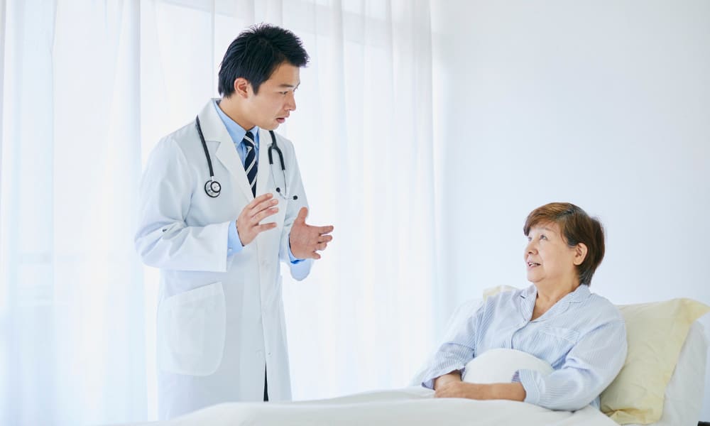 người già hay bị nôn