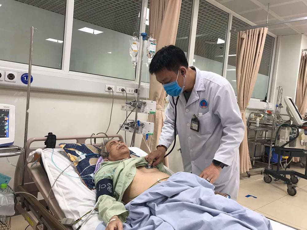 tai biến nhẹ ở người già