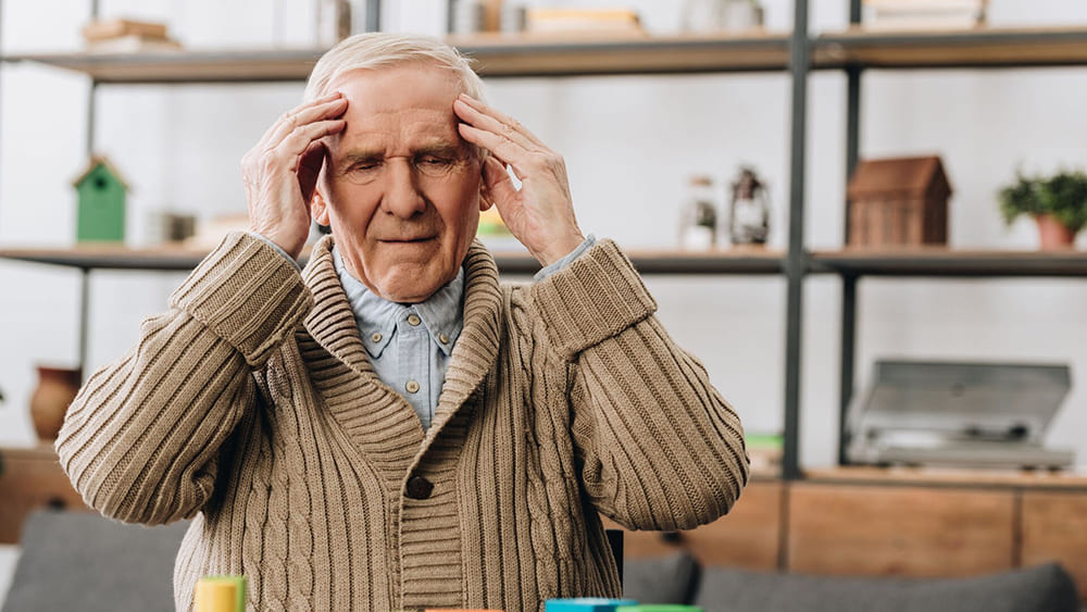 tai biến nhẹ ở người già