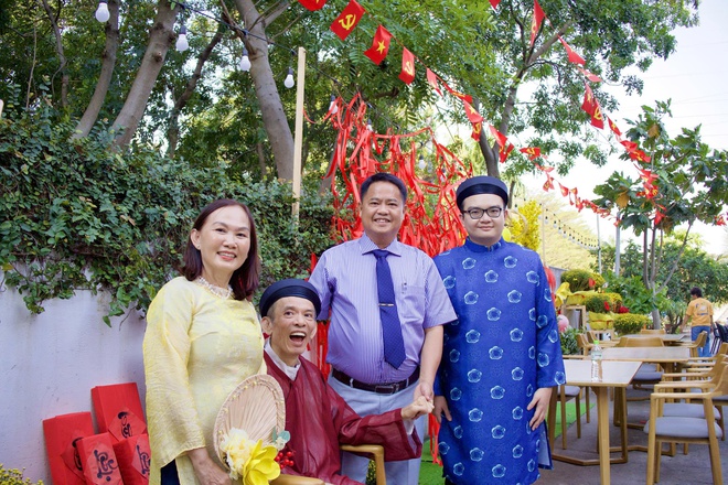 Gia đình vẫn hiện diện tại Hạnh Phúc Viên, không ở đâu xa